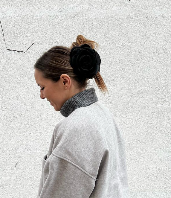 Pico Giant Satin Rose Claw